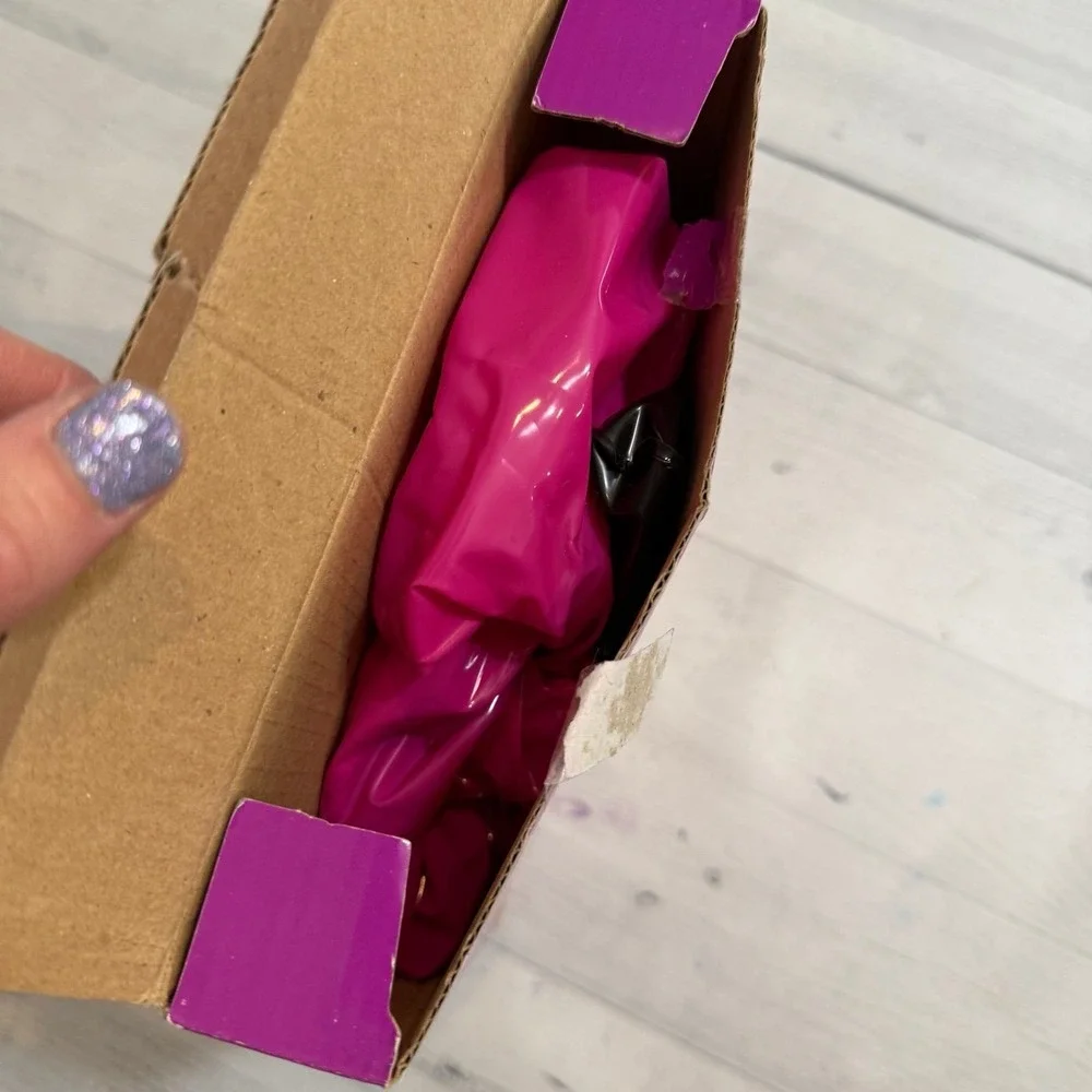 Inflatable‎ tabletop flamingo cooler